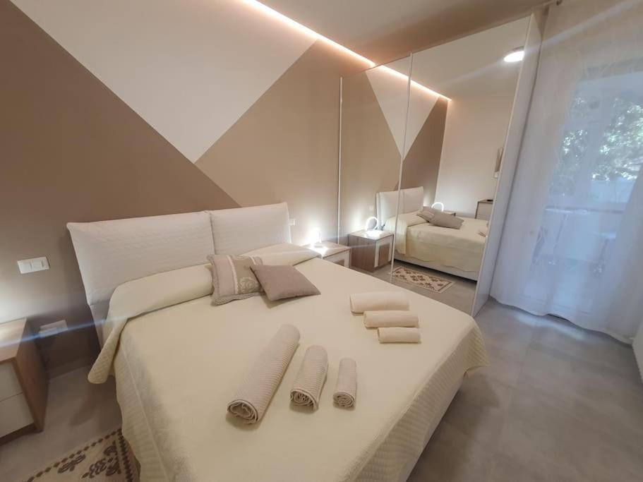 Lecci Al Mare Apartment San Vincenzo Bagian luar foto