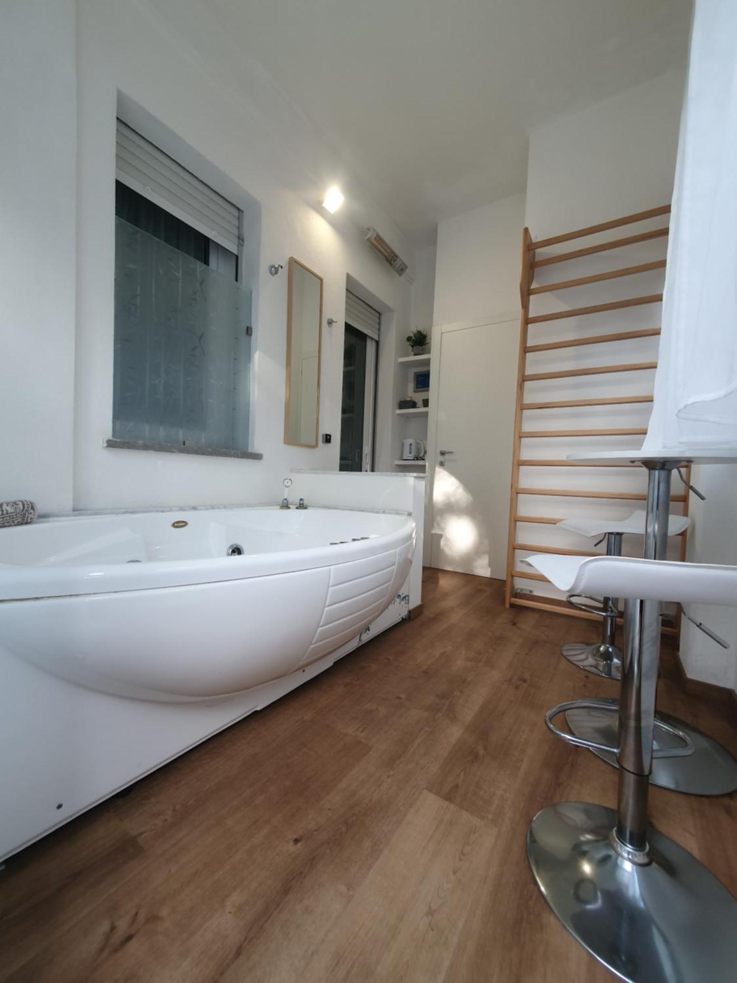 Lecci Al Mare Apartment San Vincenzo Bagian luar foto
